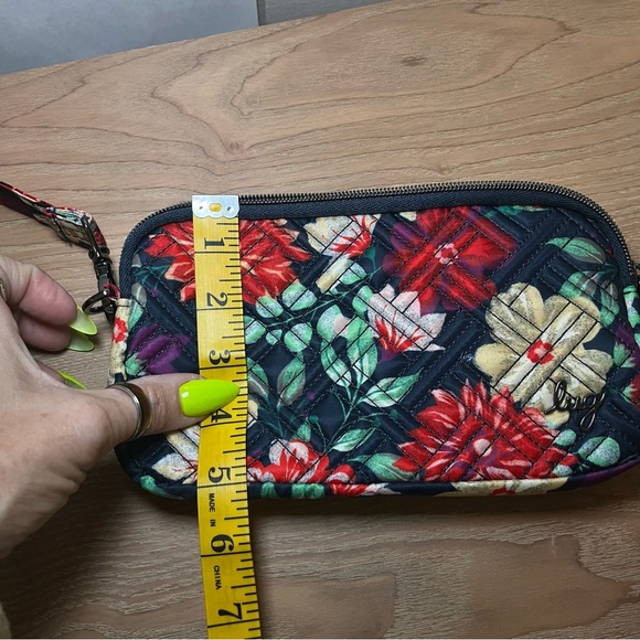 LUG Quilted RFID Convertible Crossbody Coupe 2 NWOT Travel Vacation Floral Print - Picture 10 of 15